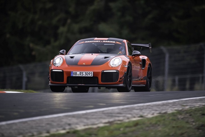 Manthey_Porsche911GT2RSMR_KW_Blog_001.jpg