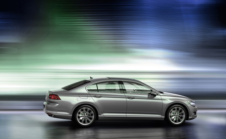 Volkswagen-Passat-B8-2015-011.jpg