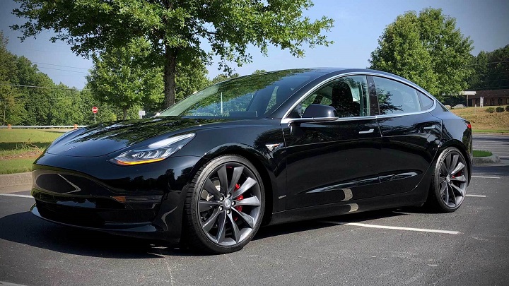Unplugged-Performance-Dual-Rate-Lowering-Springs-Tesla-Model-3-Moderate_2022-EVT-Wheels-BLACK-01.jpg