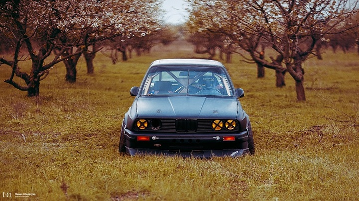 KW_Blog_2019_BMW_E30_Russland_003-1024x576.jpg