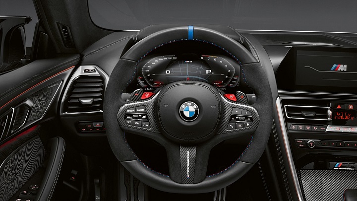 m8_performance_054.jpg