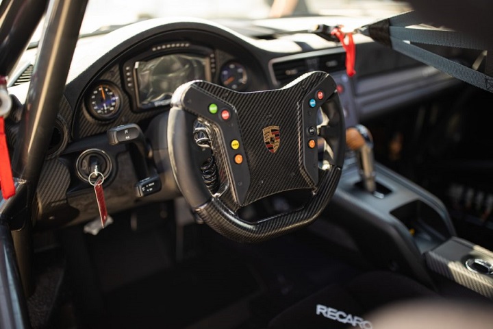 KW_Blog_EmotionEngineering_Zwart_Porsche_935_2019_055-1024x683.jpg