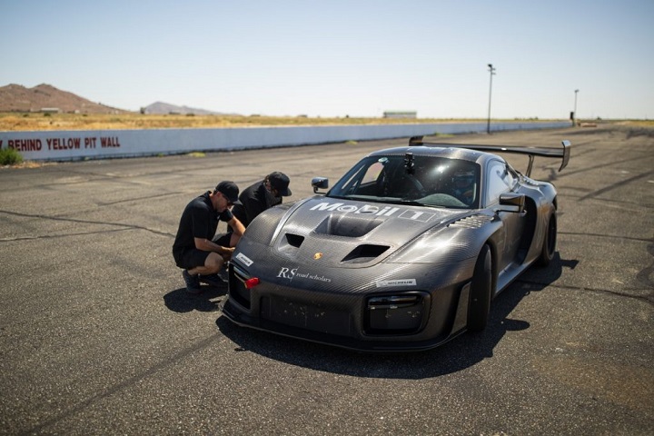 KW_Blog_EmotionEngineering_Zwart_Porsche_935_2019_066-1024x683.jpg