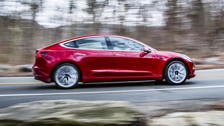 tesla-model-3-performance-3.jpg