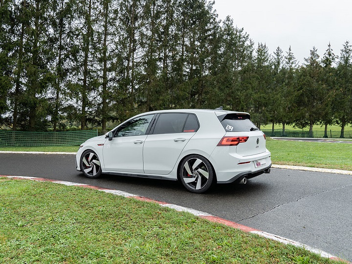 low_VW_Golf_8_GTI_KW_DDC_004.jpg