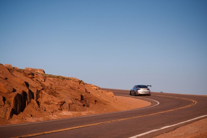 KW_Blog_Turn_14_Pikes_Peak_Test_Model_3_Tesla_011.jpg