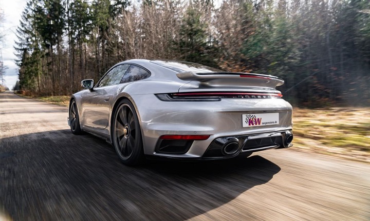 KW-Blog_KW_V4_Porsche_911_992_Fahraufnahme_002.jpg
