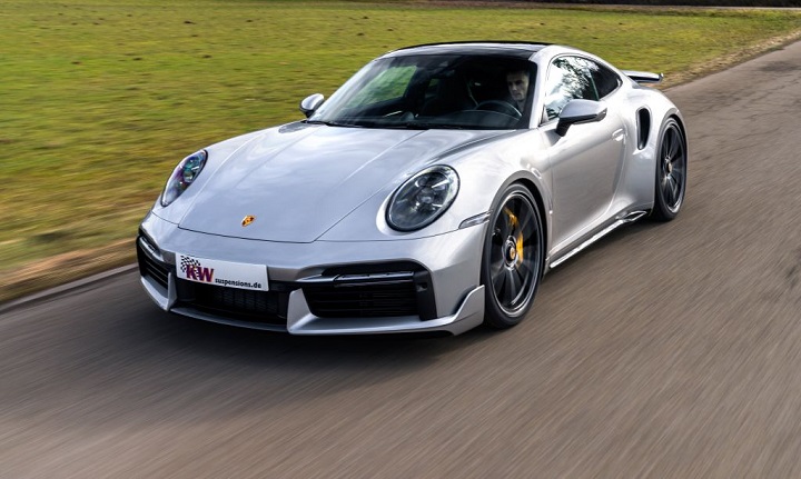 KW-Blog_KW_V4_Porsche_911_992_Fahraufnahme_004.jpg