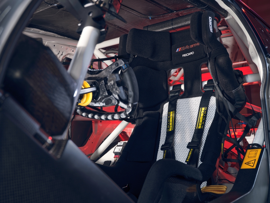 BMW_M4_KW_Solid_Piston_Racing_GT4-Fahrwerk_KW_Blog_017.jpg