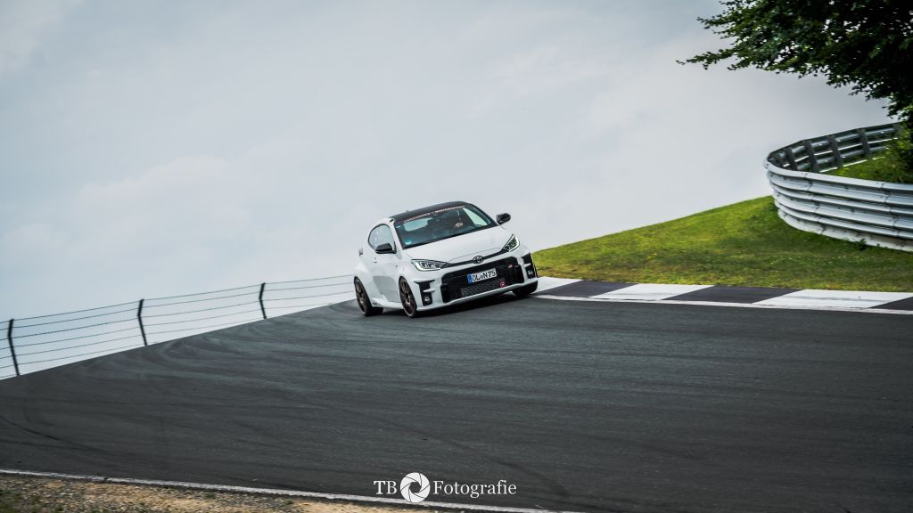 KW_Blog_EvoService_Toyota_GR_Yaris_KW_Clubsport_004.jpg