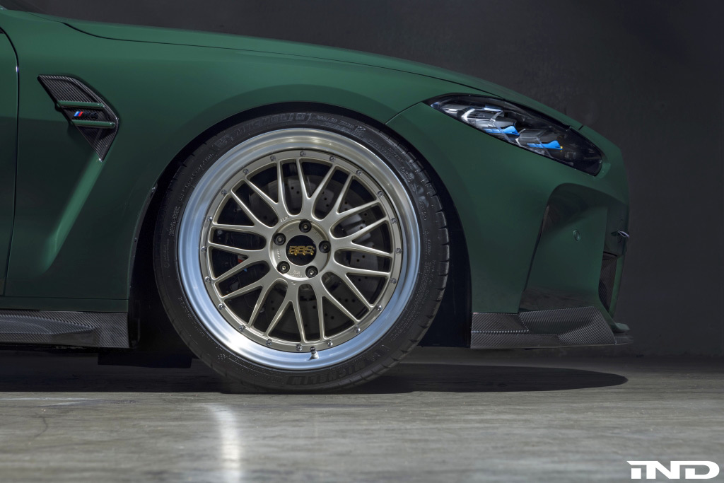 low_BMW_M4_G82_KW_V4_Clubsport_Standaufnahme_002.jpg