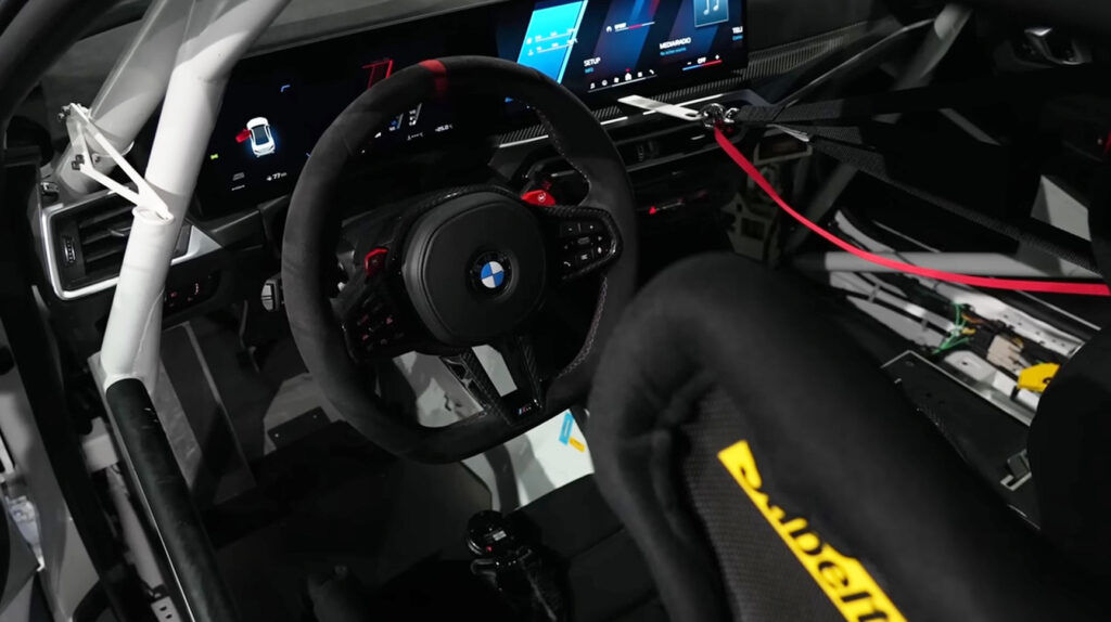 1787193781579477.jpg KW_Blog_BMW_M2_Racing_Cockpit-1024x574.jpg