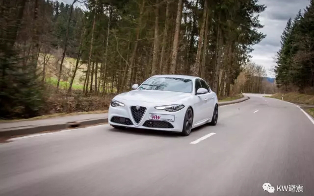 【挑战权威】阿尔法罗密欧Giulia-KW V3发布