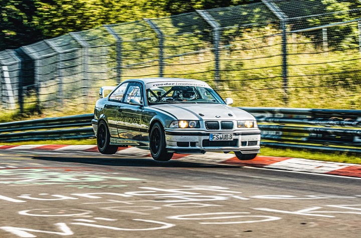 纽北BTG圈速7分17秒！Competition 4-Way加持321hp M3 E36 小马力出奇迹！